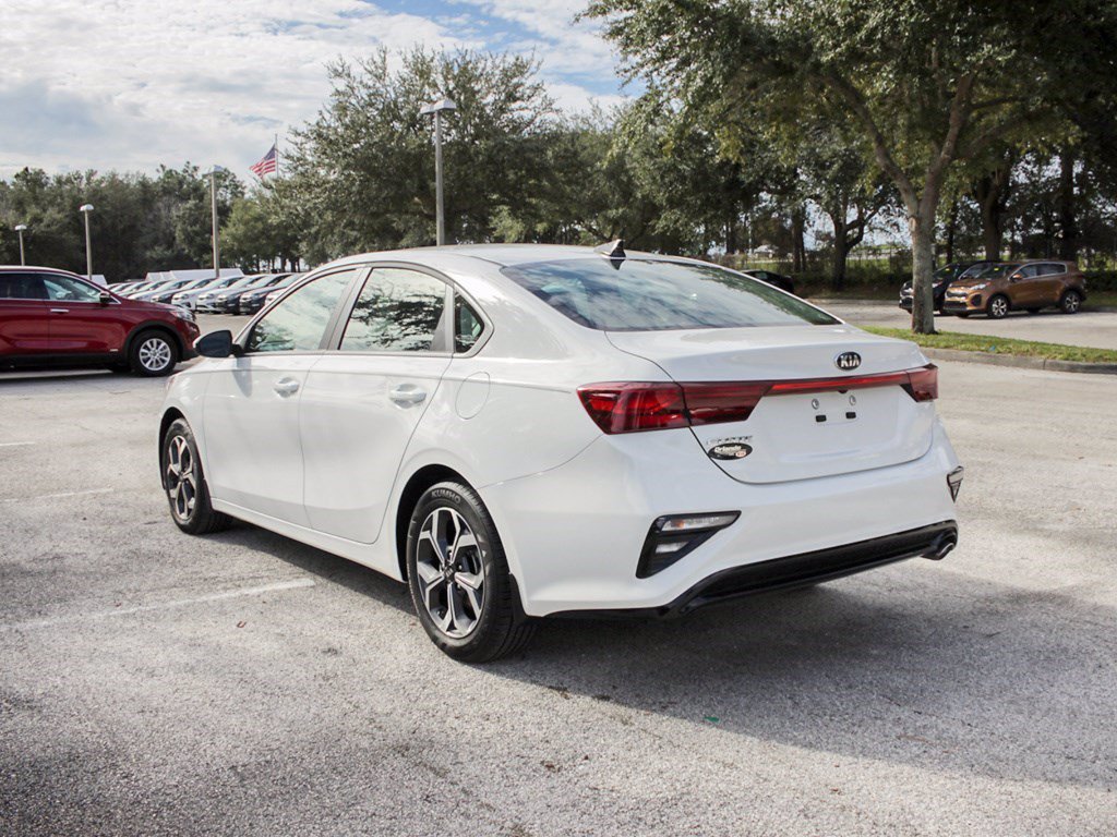 New 2019 Kia Forte LXS